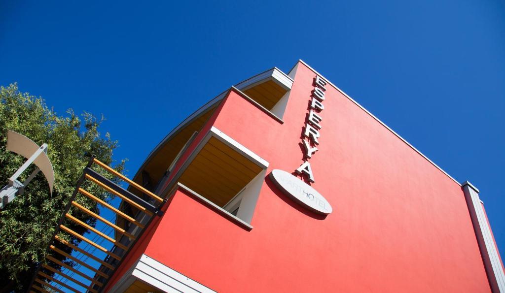 Aparthotel Esperya Lignano Sabbiadoro Exterior foto