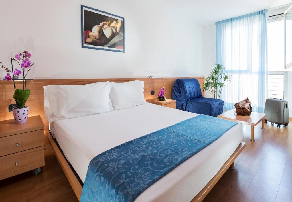 Aparthotel Esperya Lignano Sabbiadoro Habitación foto